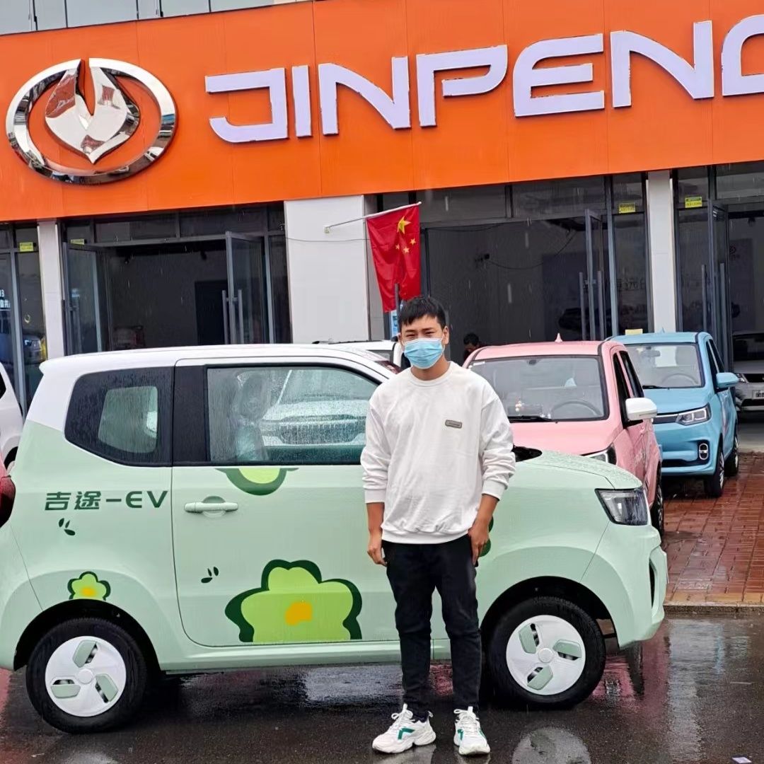 金彭汽车车主故事丨"第二辆车,选它没错"_中国电动车网
